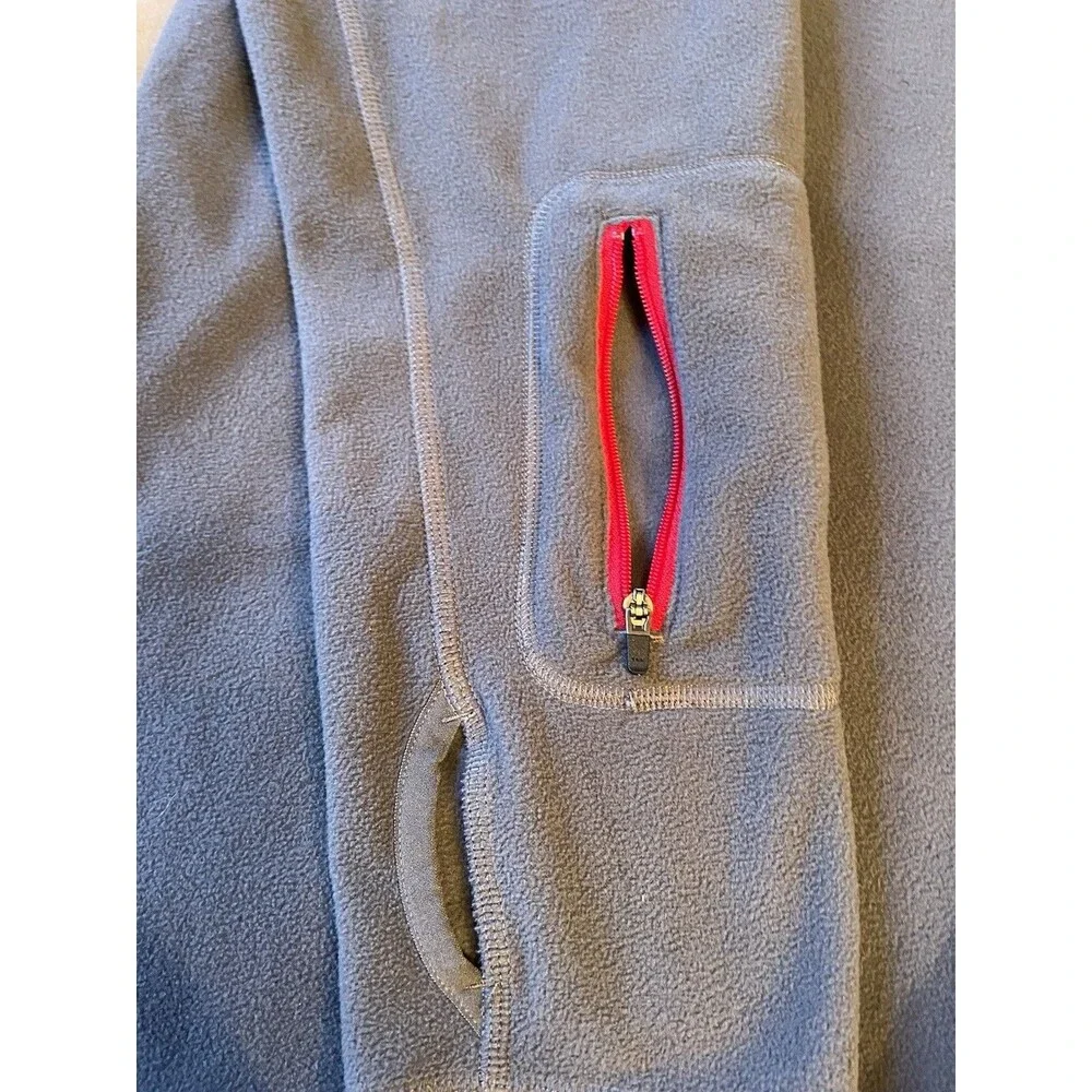 The North Face 1/4 Zip Shirt Men’s M Gray Red Accents Long Sleeve EUC
